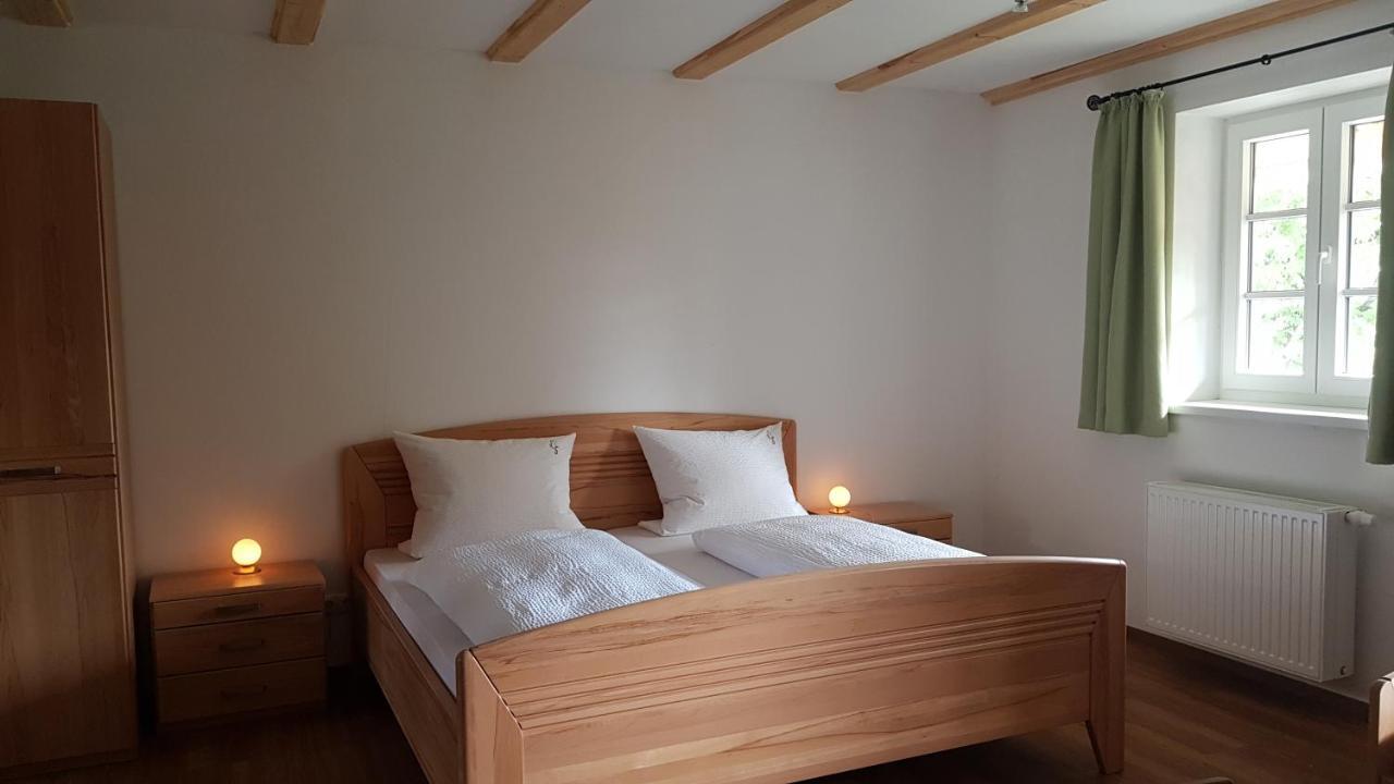 Monteurwohnungen Schmack *